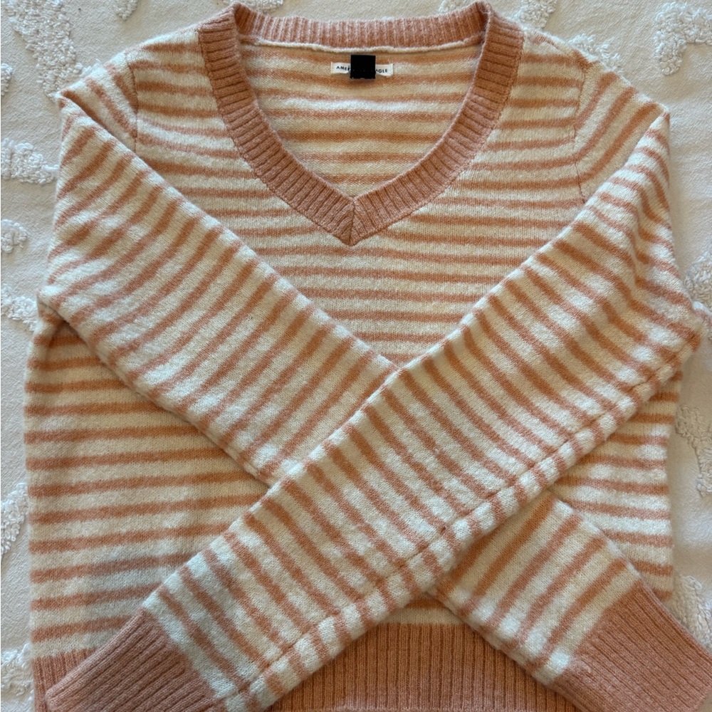 American Eagle Outfitters Pink and Cream V-Neck Sweater